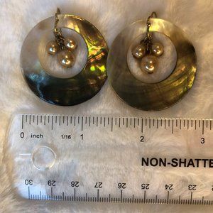 Oyster Shell Faux Pearl Earings